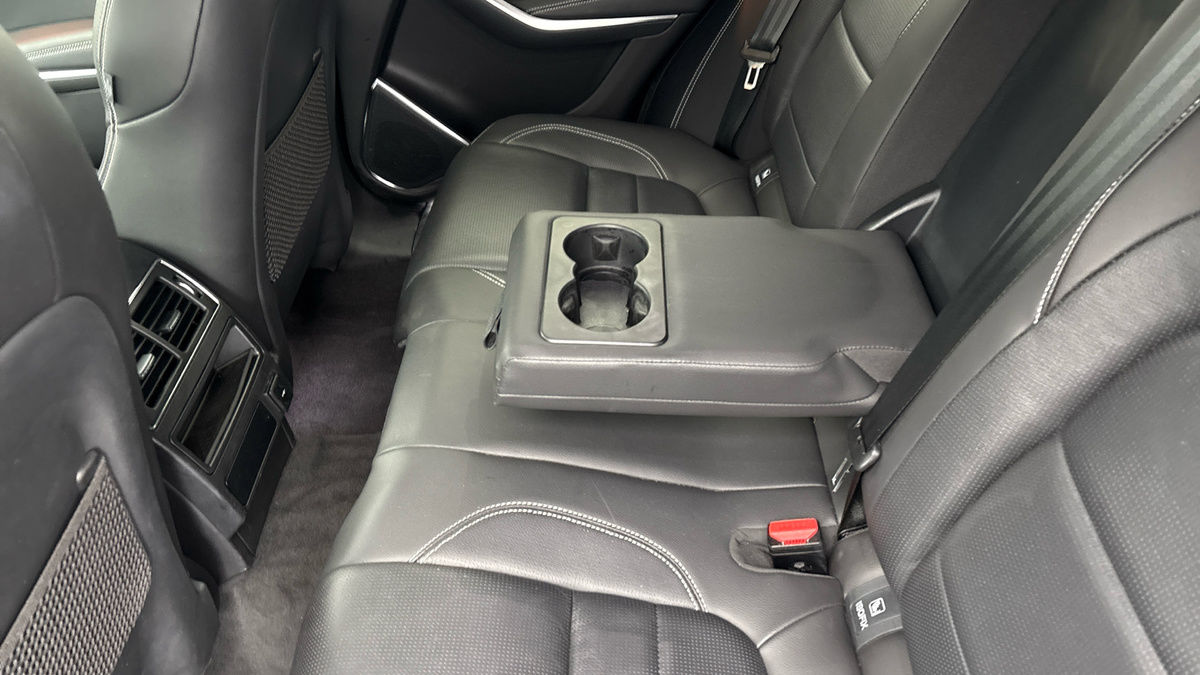 Used Jaguar F-Pace 2022 for sale - 76910823: Photo 9