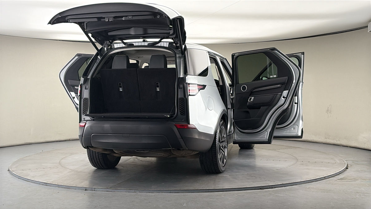 Used Land Rover Discovery 2019 for sale - 77906151: Photo 61