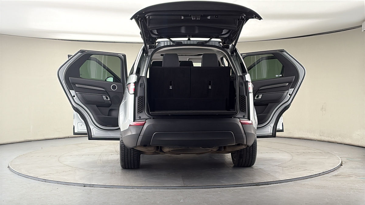 Used Land Rover Discovery 2019 for sale - 77906151: Photo 62