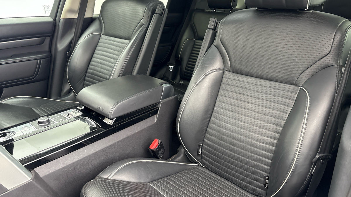 Used Land Rover Discovery 2019 for sale - 77906151: Photo 7