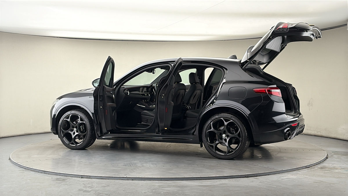 Used Alfa Romeo Stelvio 2022 for sale - 77906159: Photo 48