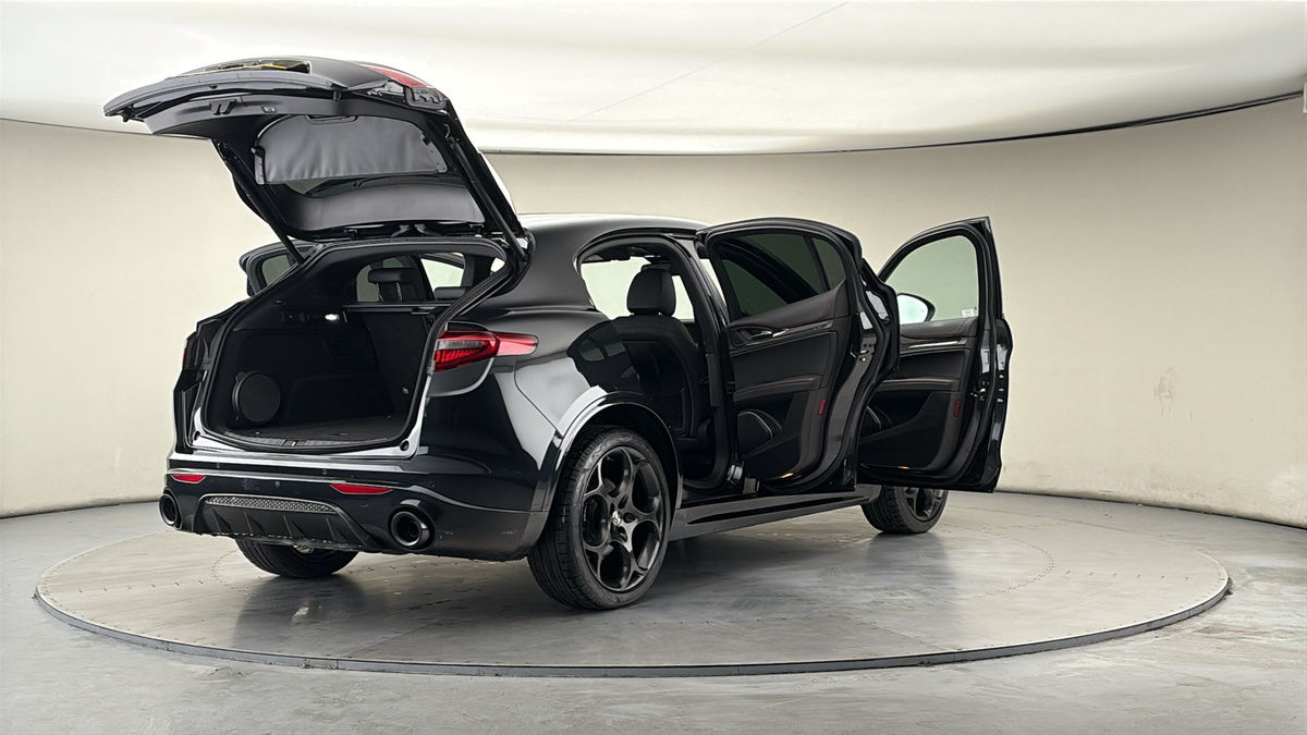 Used Alfa Romeo Stelvio 2022 for sale - 77906159: Photo 61