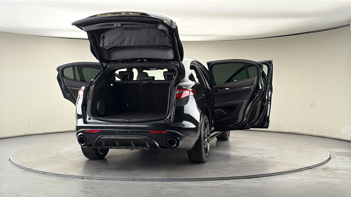 Used Alfa Romeo Stelvio 2022 for sale - 77906159: Photo 62