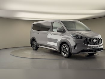 Used Ford Tourneo Custom 2025 for sale - 76740965: Photo