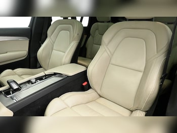 Used Volvo XC90 2020 for sale - 75560606: Photo