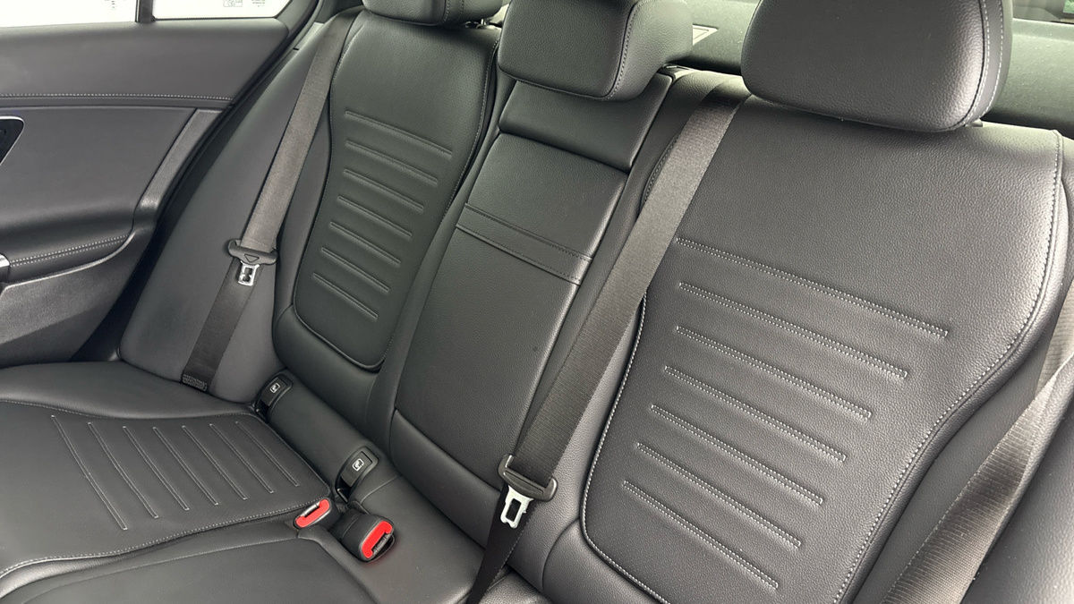 Used Mercedes-Benz C Class 2024 for sale - 76236442: Photo 8