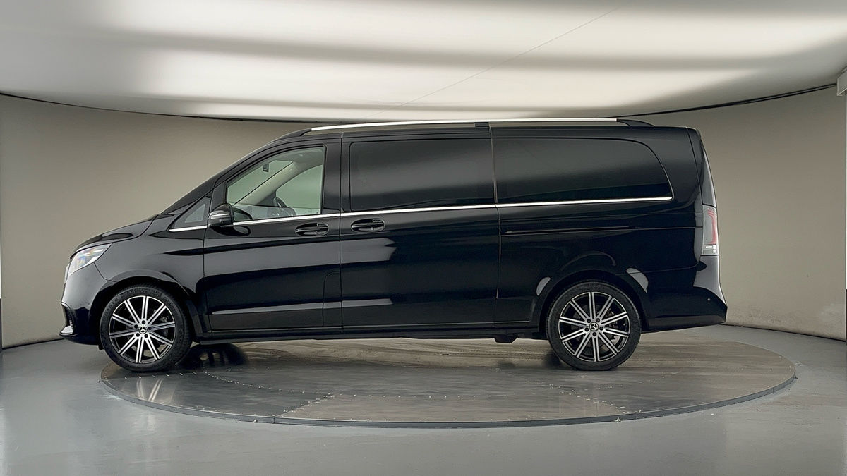 Used Mercedes-Benz V-Class 2024 for sale - 75833414: Photo 15
