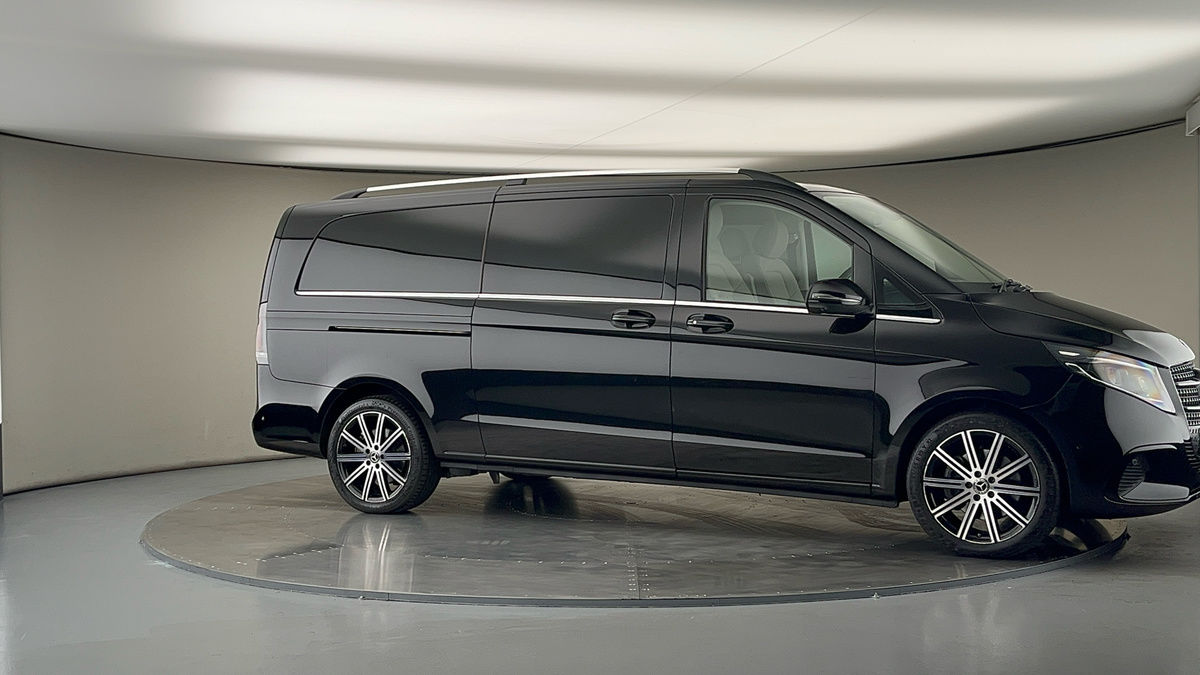 Used Mercedes-Benz V-Class 2024 for sale - 75833414: Photo 37
