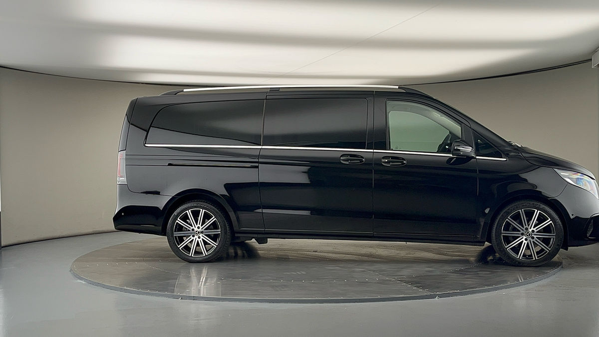 Used Mercedes-Benz V-Class 2024 for sale - 75833414: Photo 38