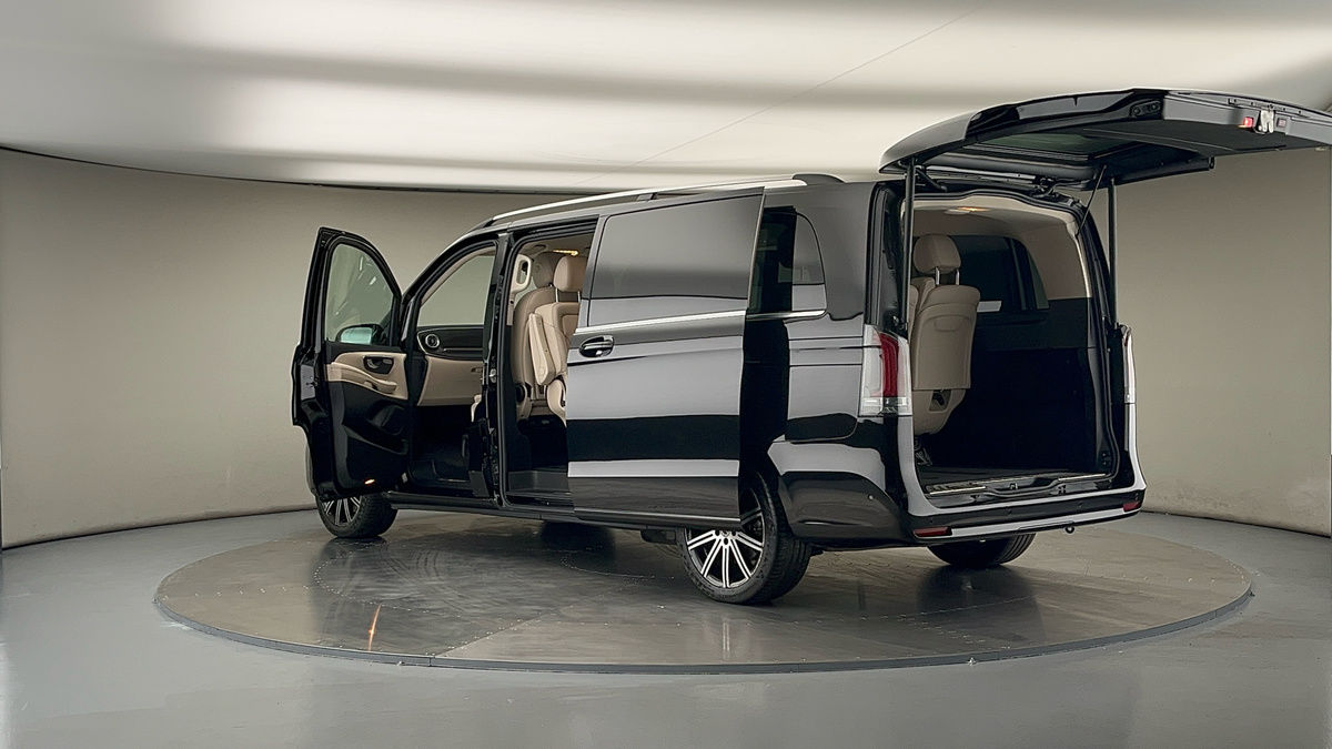 Used Mercedes-Benz V-Class 2024 for sale - 75833414: Photo 45