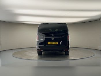 Used Mercedes-Benz V-Class 2024 for sale - 75833414: Photo