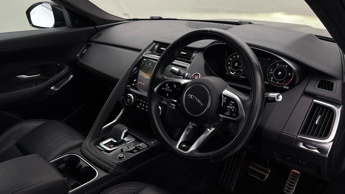 Used Jaguar E-Pace 2021 for sale - 76211086: Photo 5