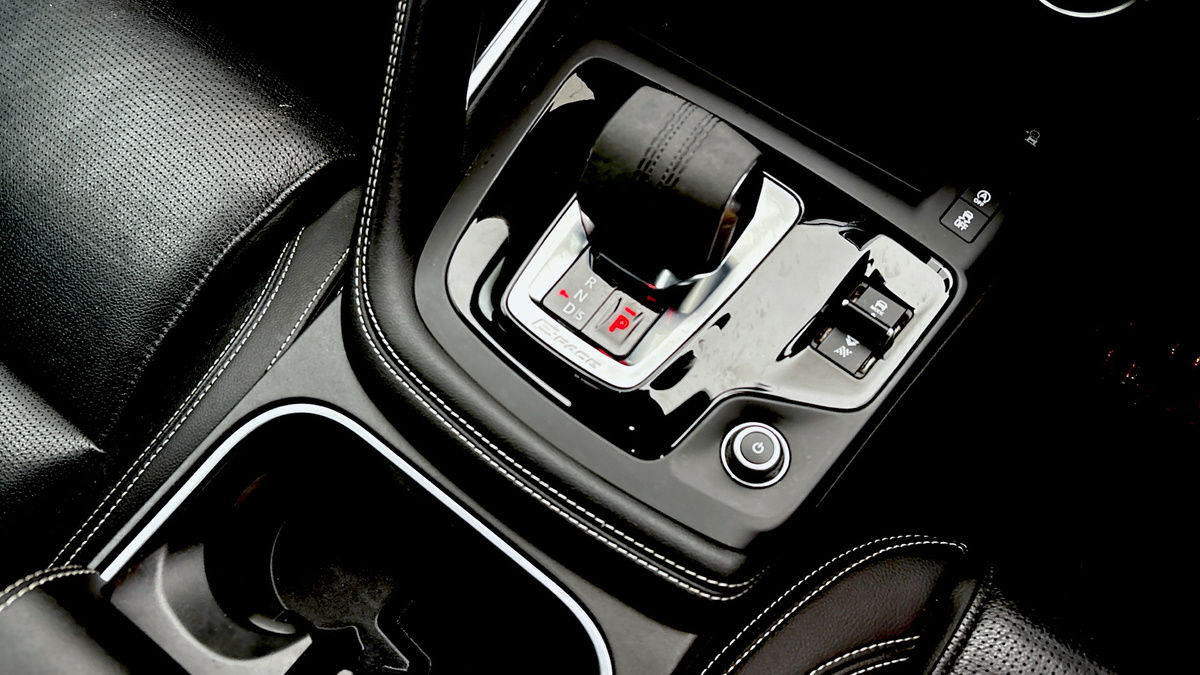 Used Jaguar E-Pace 2021 for sale - 76211086: Photo 6