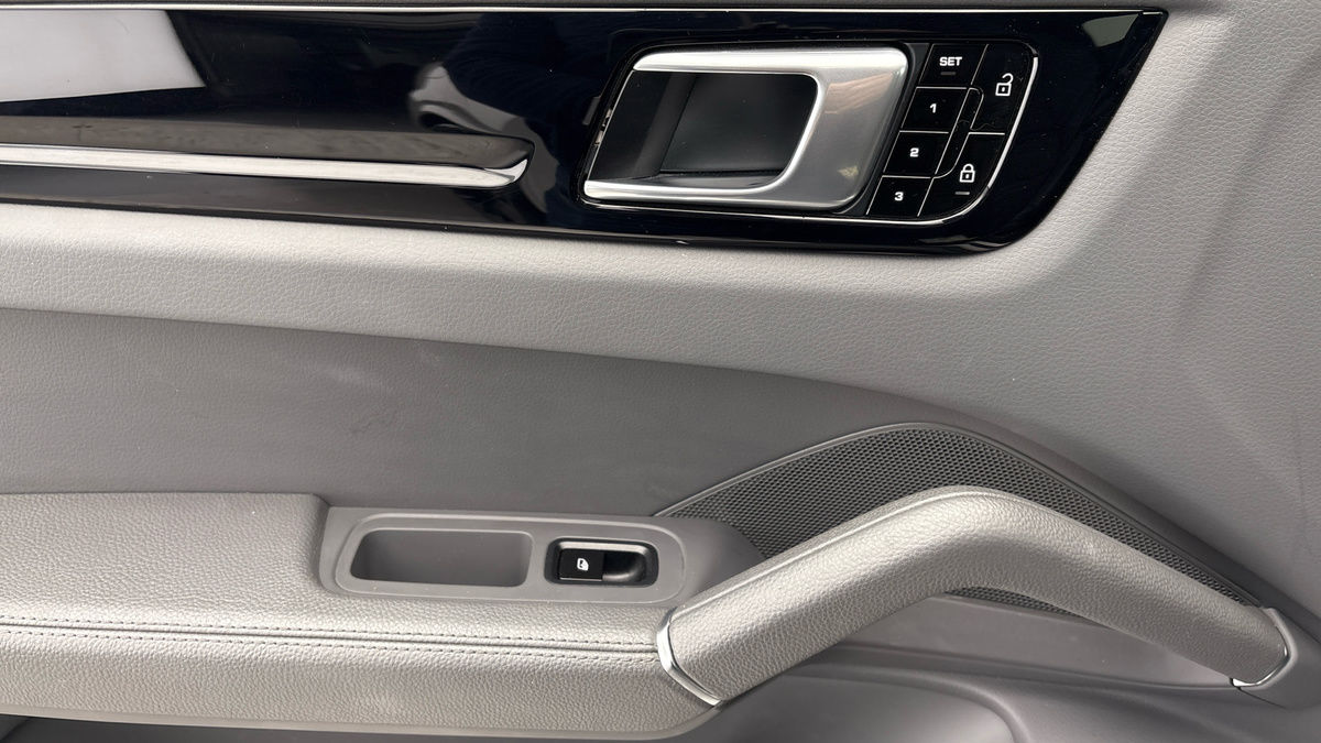 Used Porsche Cayenne 2020 for sale - 76725454: Photo 19