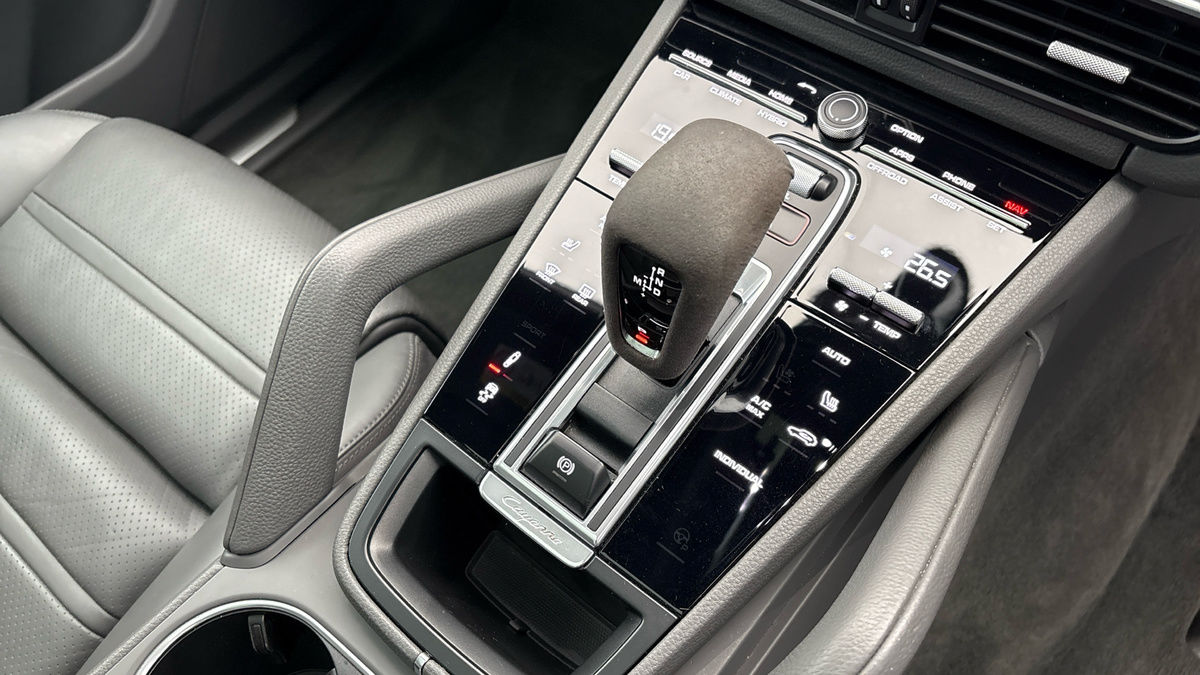 Used Porsche Cayenne 2020 for sale - 76725454: Photo 26