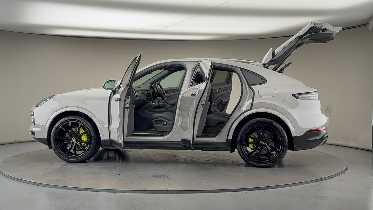 Used Porsche Cayenne 2020 for sale - 76725454: Photo 49