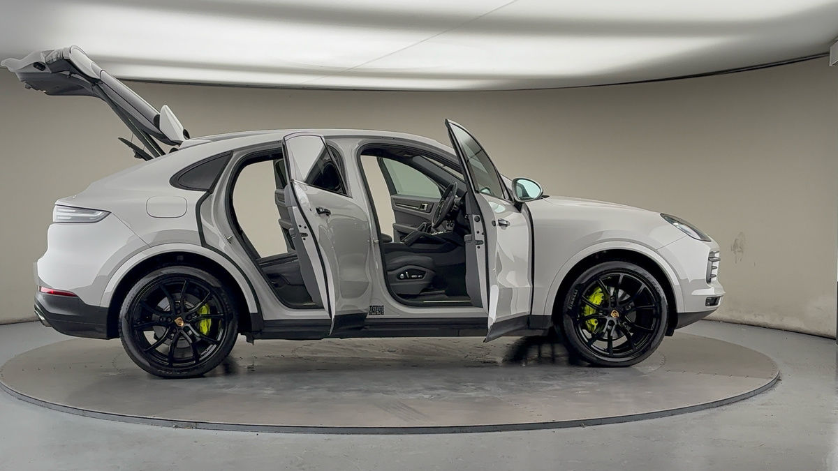 Used Porsche Cayenne 2020 for sale - 76725454: Photo 59