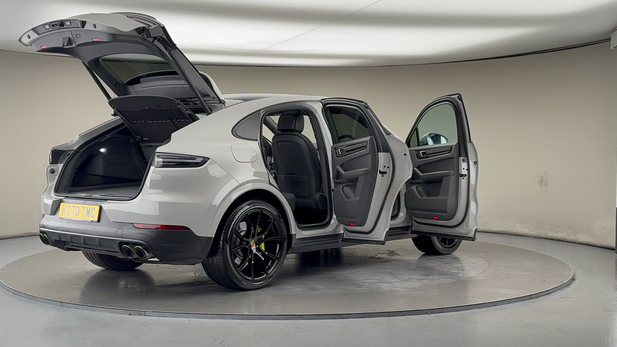 Used Porsche Cayenne 2020 for sale - 76725454: Photo 61