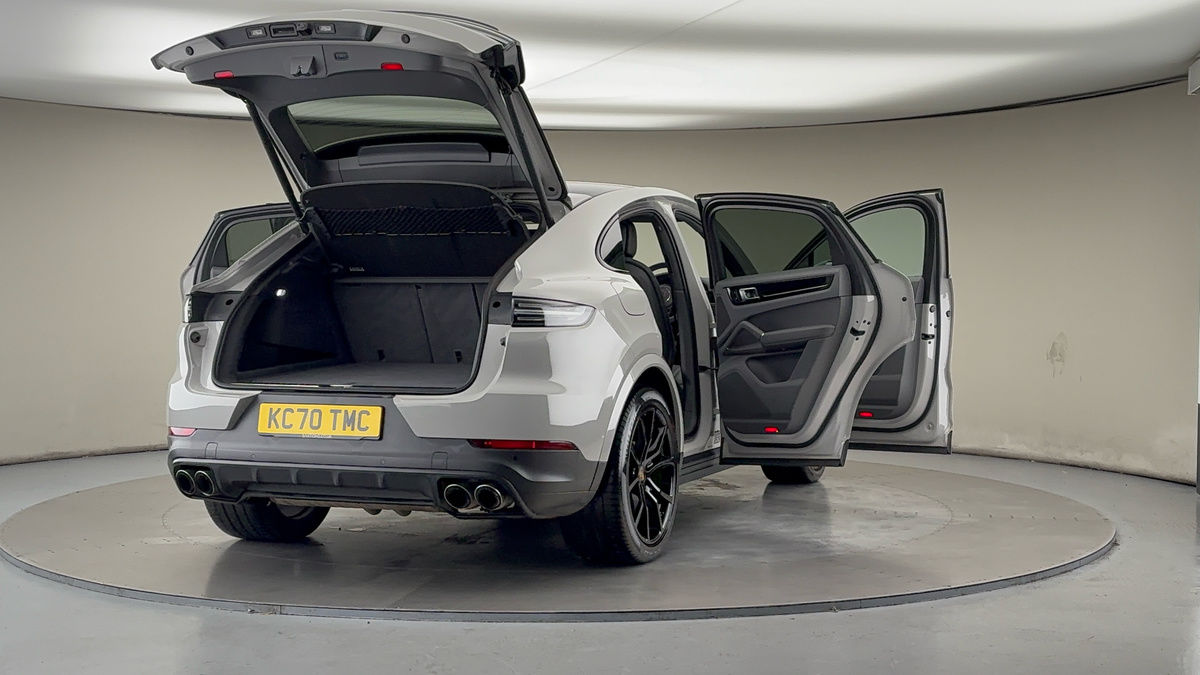 Used Porsche Cayenne 2020 for sale - 76725454: Photo 62