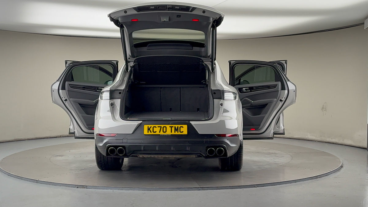 Used Porsche Cayenne 2020 for sale - 76725454: Photo 63