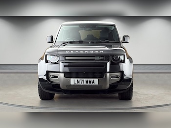 Used Land Rover Defender 2021 for sale - 78570916: Photo
