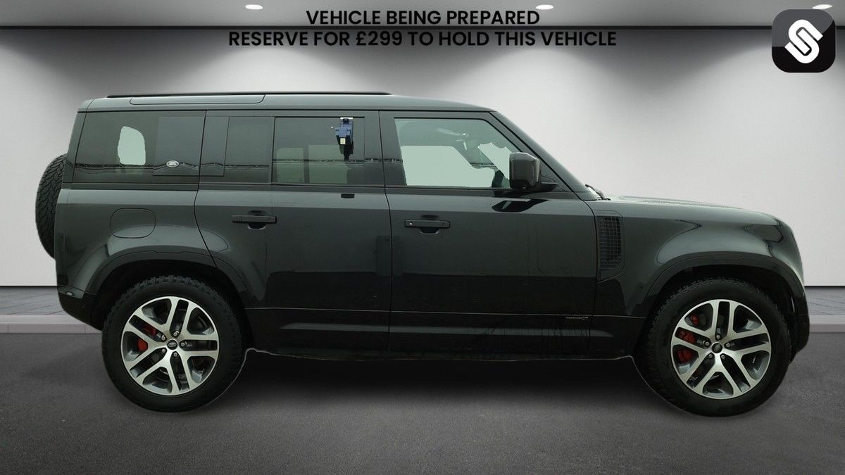 Used Land Rover Defender 110 2021 for sale - 78111597: Photo 5