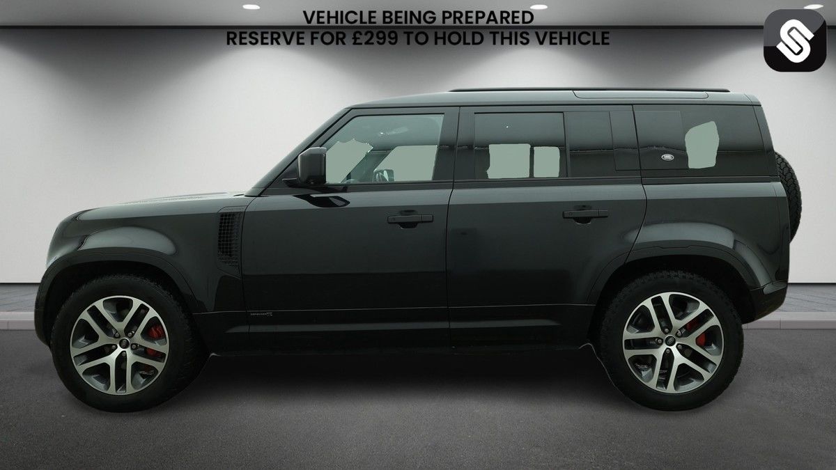 Used Land Rover Defender 110 2021 for sale - 78111597: Photo 6