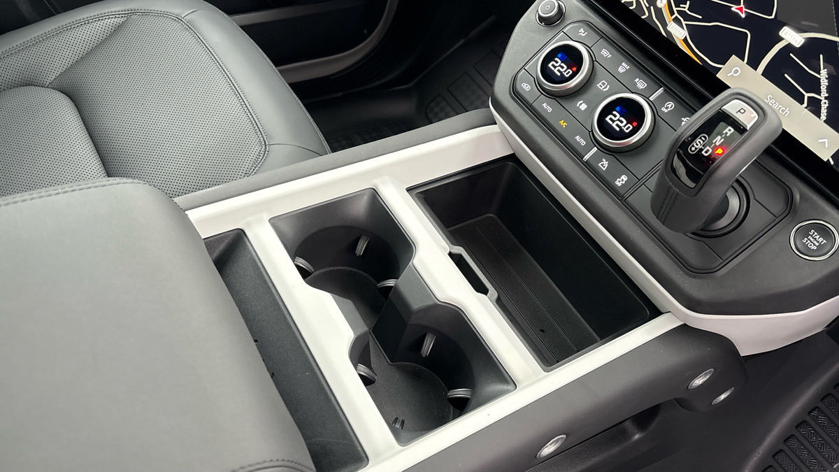 Used Land Rover Defender 2025 for sale - 77632335: Photo 18