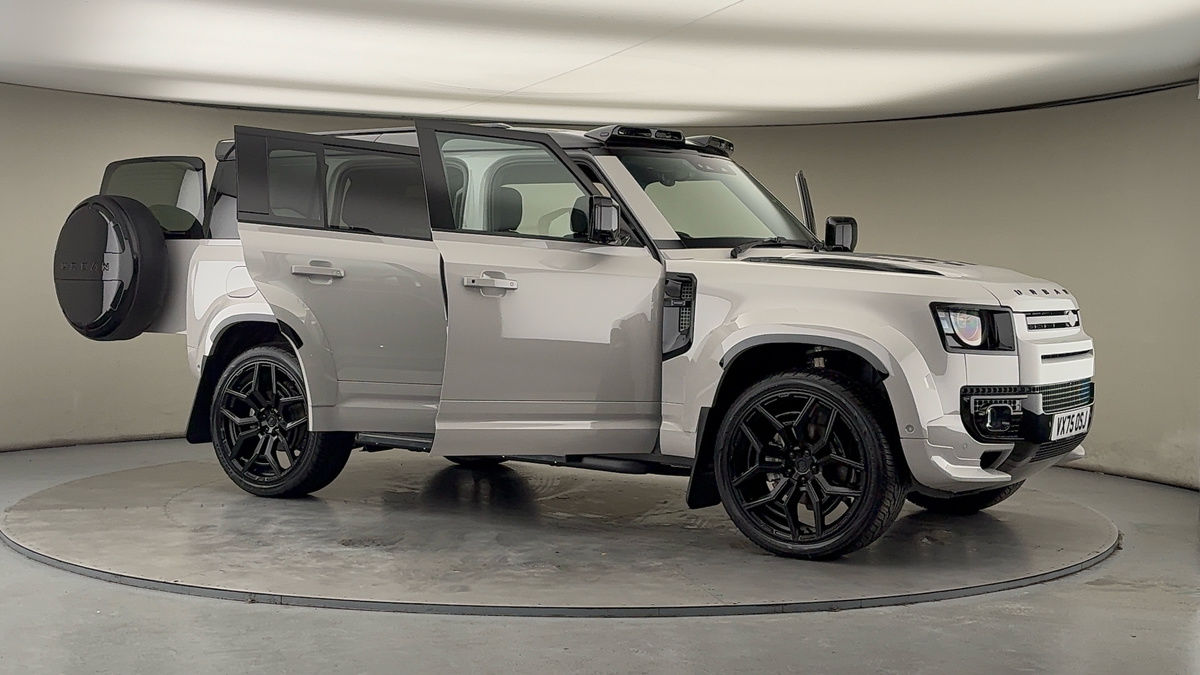 Used Land Rover Defender 2025 for sale - 77632335: Photo 61