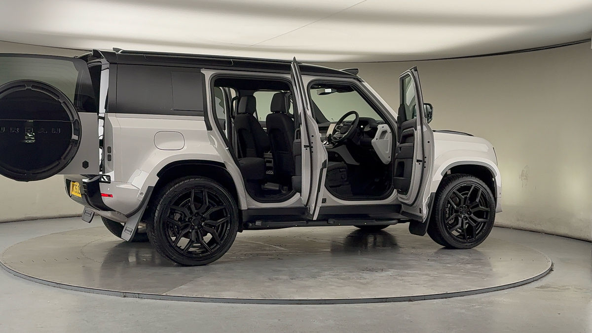 Used Land Rover Defender 2025 for sale - 77632335: Photo 64