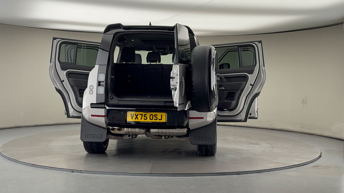 Used Land Rover Defender 2025 for sale - 77632335: Photo 67