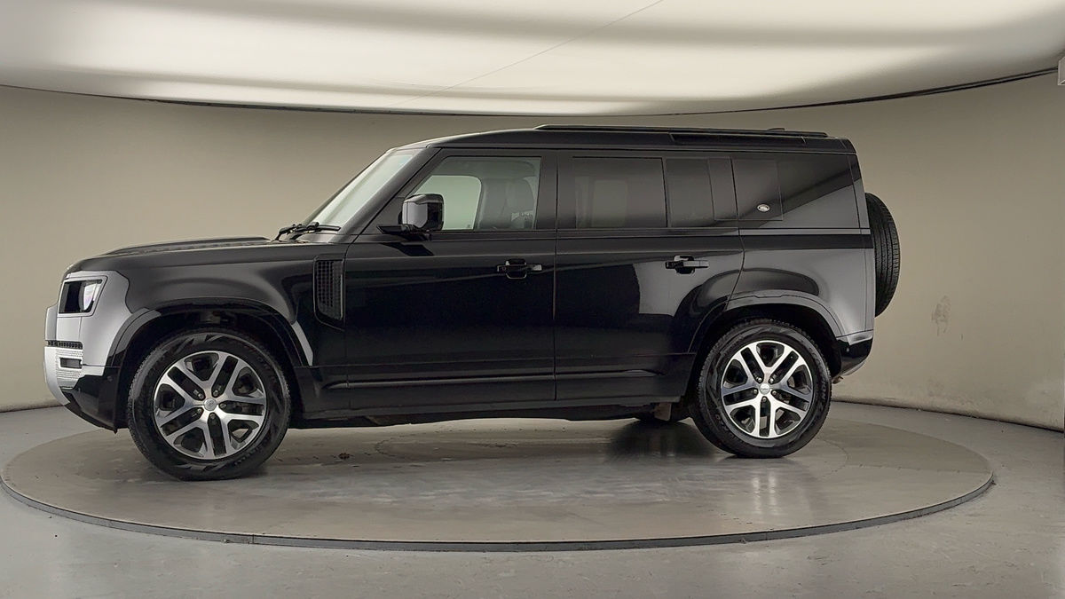 Used Land Rover Defender 110 2022 for sale - 76740960: Photo 28