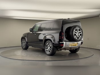 Used Land Rover Defender 110 2022 for sale - 76740960: Photo