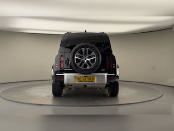 Used Land Rover Defender 110 2022 for sale - 76740960: Photo