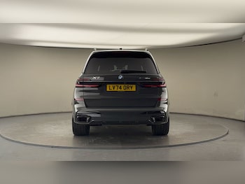 Used BMW X7 2024 for sale - 77288799: Photo