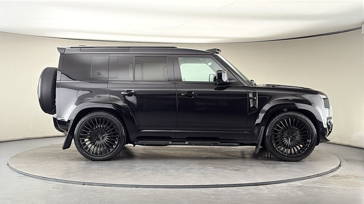 Used Land Rover Defender 2024 for sale - 77953693: Photo 16