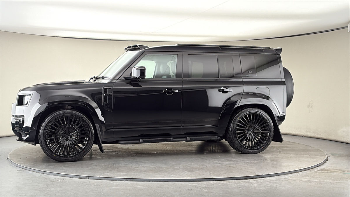 Used Land Rover Defender 2024 for sale - 77953693: Photo 31