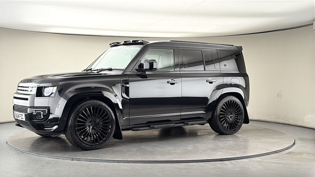 Used Land Rover Defender 2024 for sale - 77953693: Photo 32