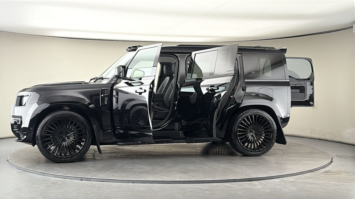 Used Land Rover Defender 2024 for sale - 77953693: Photo 50