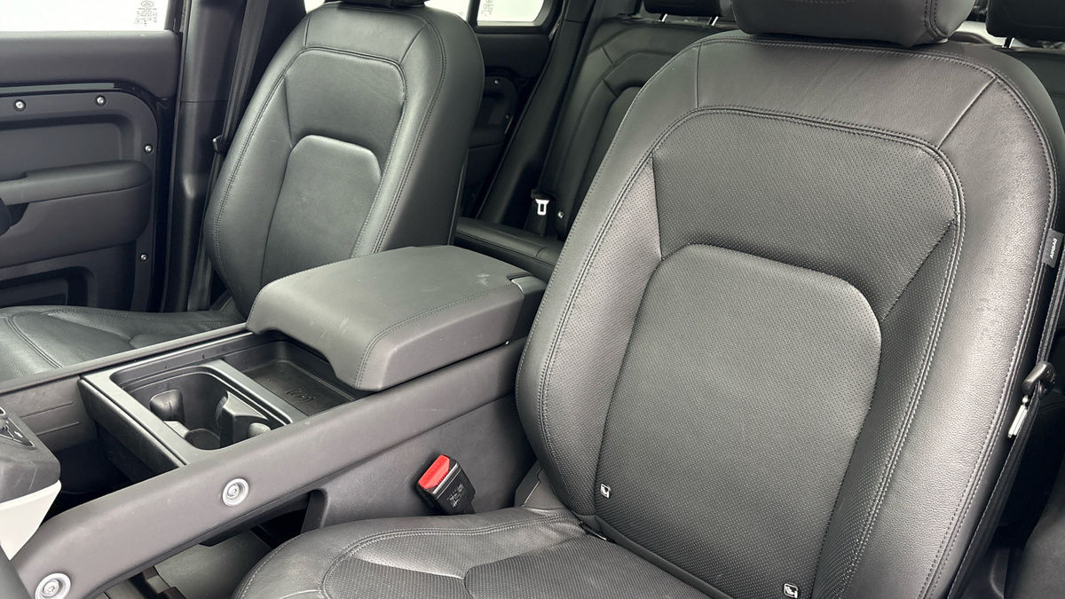 Used Land Rover Defender 2024 for sale - 77953693: Photo 7