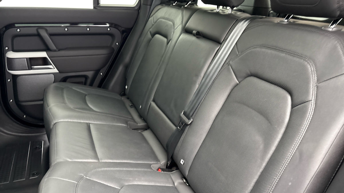 Used Land Rover Defender 2024 for sale - 77953693: Photo 8