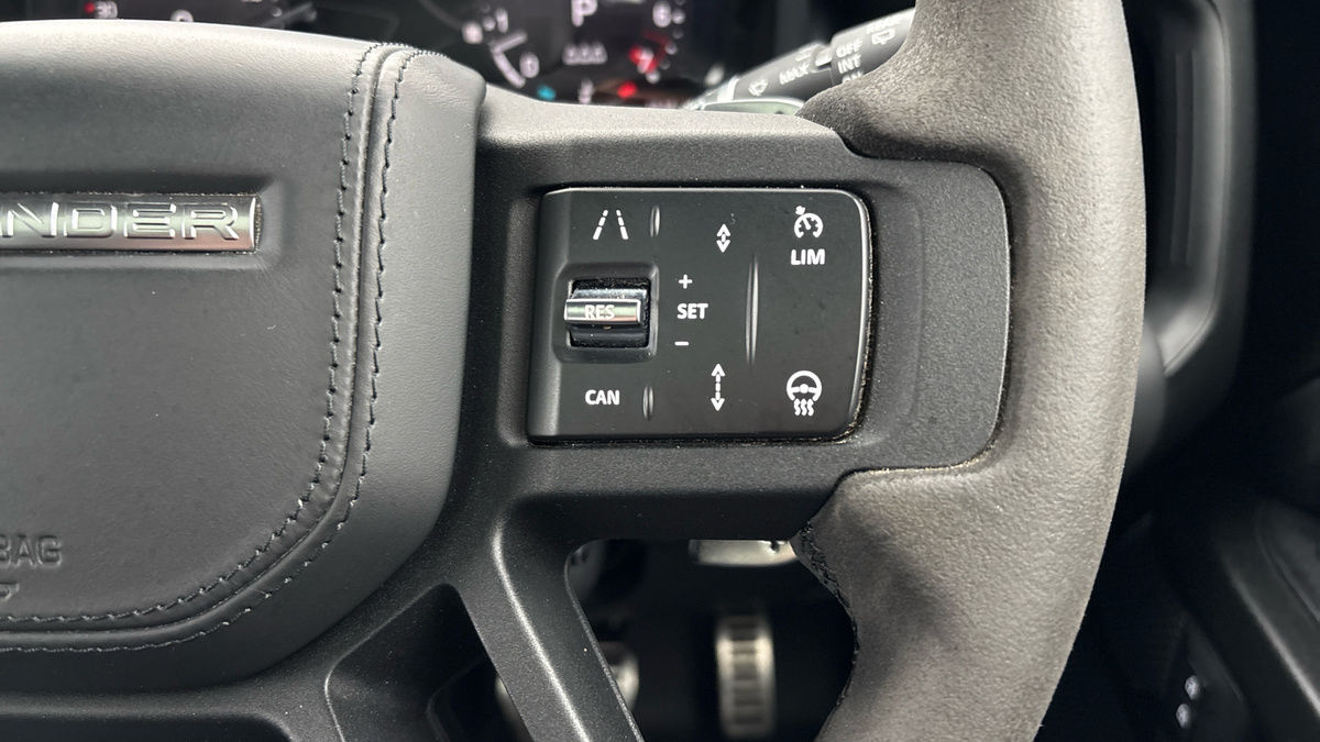 Used Land Rover Defender 2022 for sale - 78004142: Photo 14