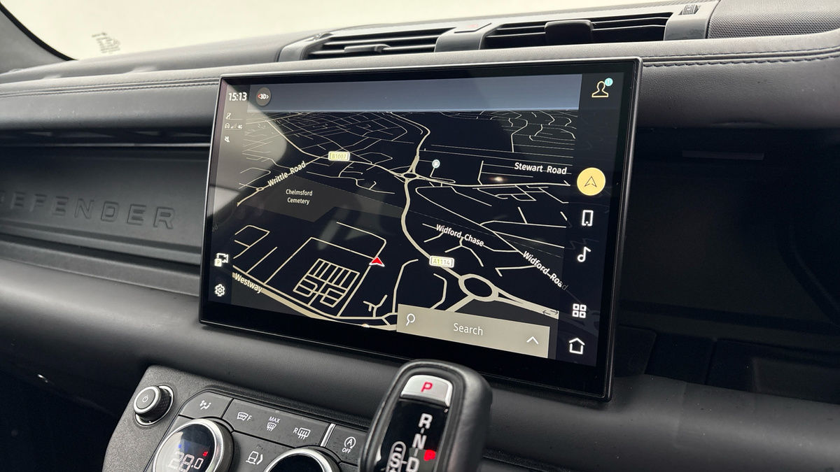 Used Land Rover Defender 2022 for sale - 78004142: Photo 17