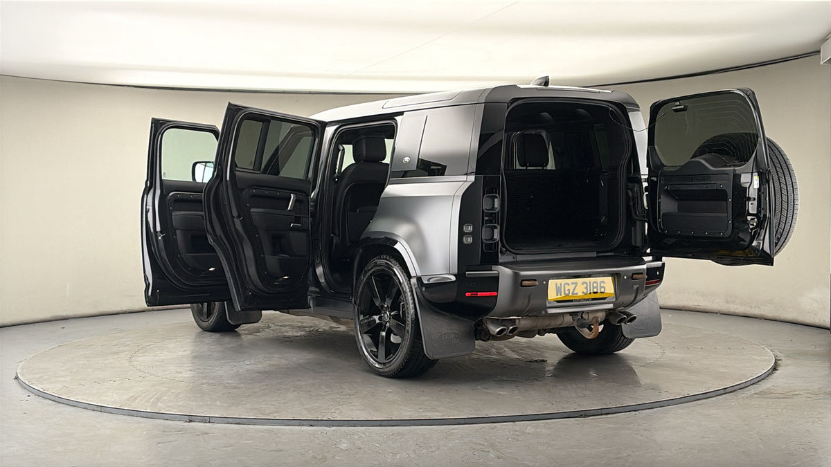 Used Land Rover Defender 2022 for sale - 78004142: Photo 23