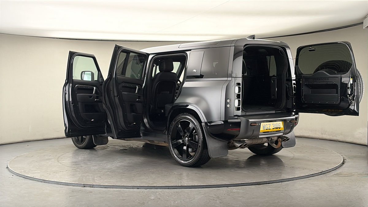 Used Land Rover Defender 2022 for sale - 78004142: Photo 45
