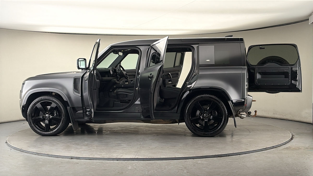 Used Land Rover Defender 2022 for sale - 78004142: Photo 48