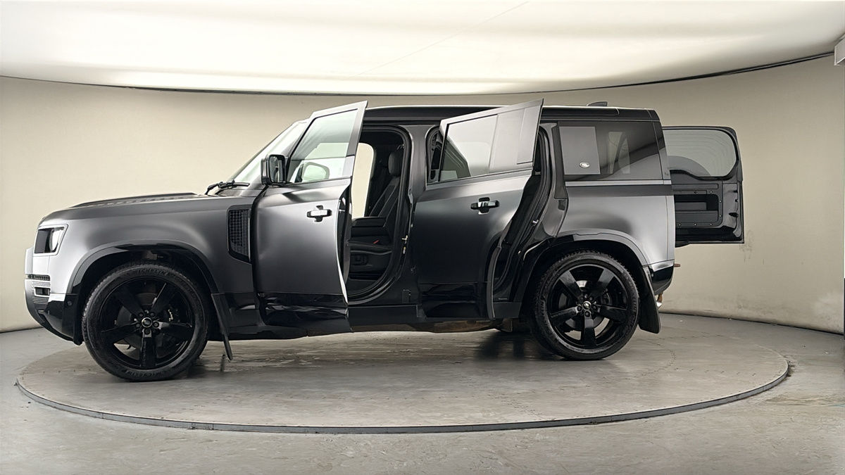 Used Land Rover Defender 2022 for sale - 78004142: Photo 49