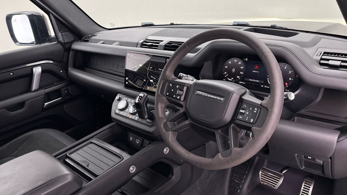 Used Land Rover Defender 2022 for sale - 78004142: Photo 5