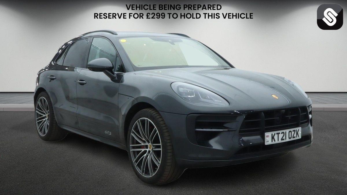 Used Porsche Macan 2021 for sale - 78201442: Photo 1