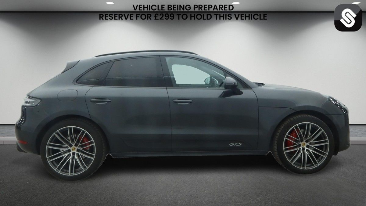 Used Porsche Macan 2021 for sale - 78201442: Photo 5